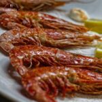 🍤 Nuestra ración de gambones está para chuparse los dedos.  ☎ Reservas: (+34) 660 061 666  📷 @u4r3zo  #RafaelHondarribia #pintxos #raciones #tapas #brasa #gambones #hondarribia #irún #hendaye #donostia
